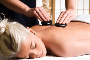 wellness-stonemassage